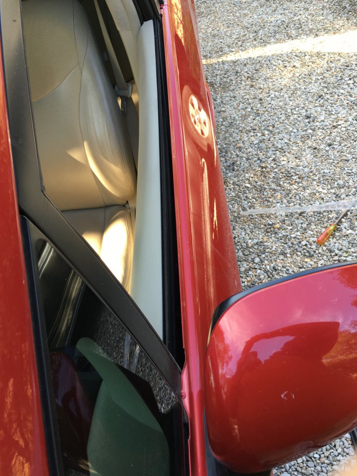 Prius 2010 Window belt repair - 4.jpg