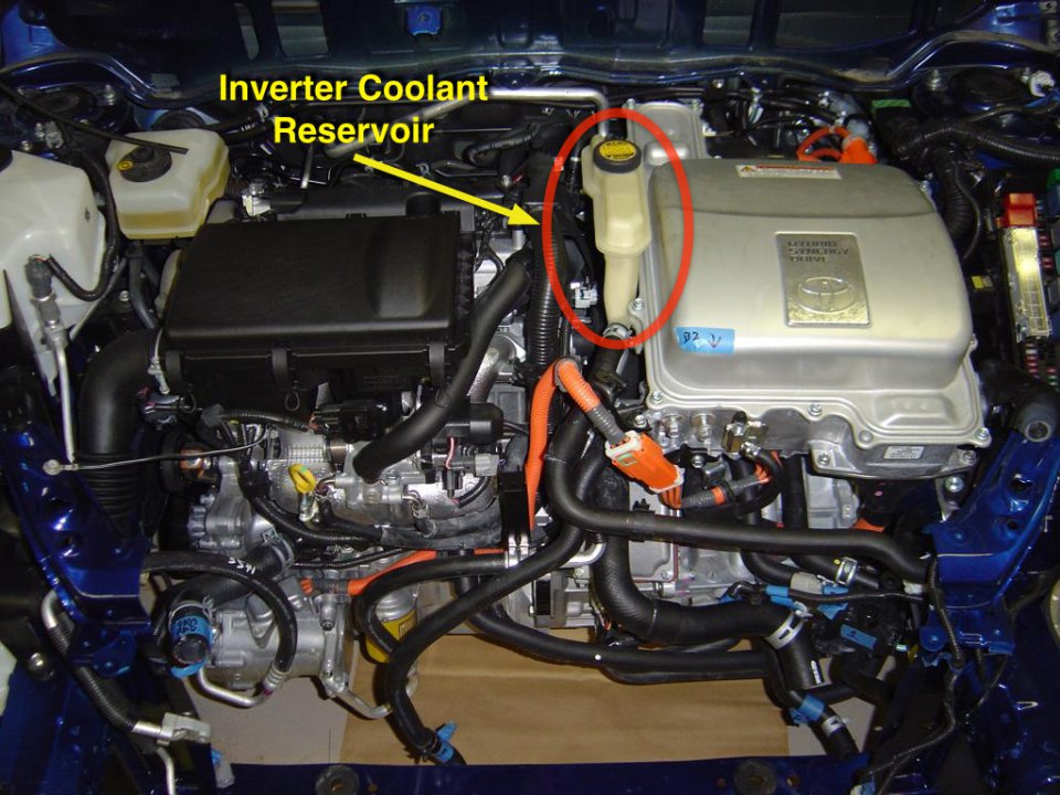 Prius Gen II Inverter Reservoir.jpg