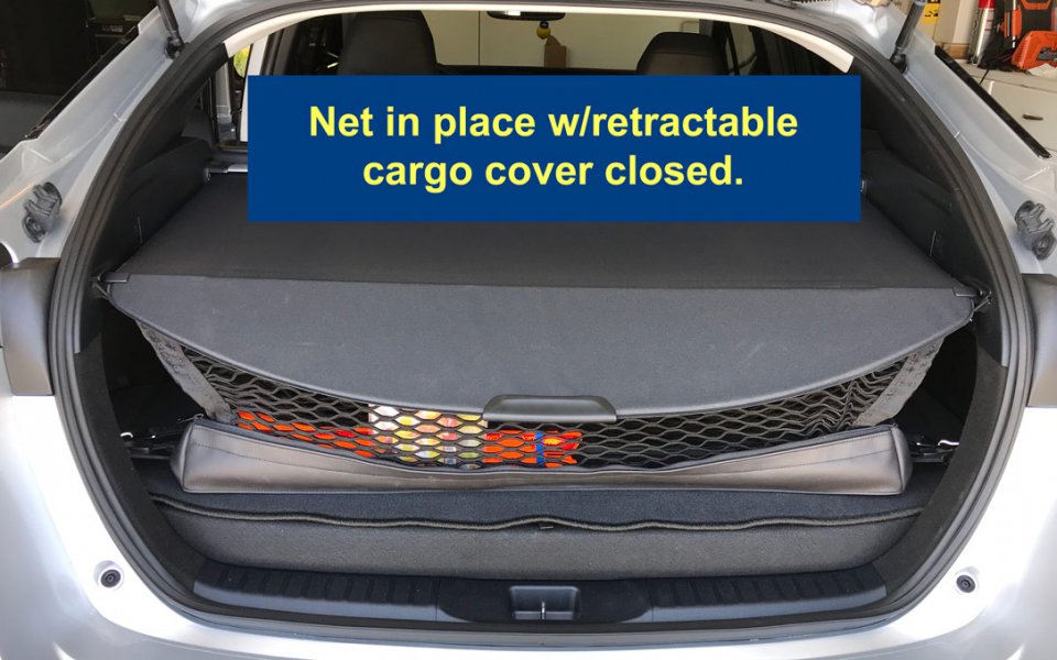 net-in-place-cargo-cover-closed.jpg