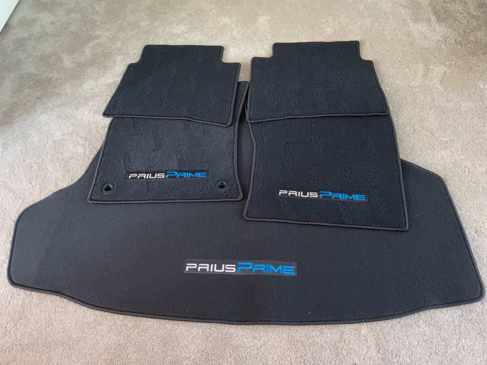 For Sale - 2021 Prius Prime Carpeted Floor and Cargo Mat Set | PriusChat