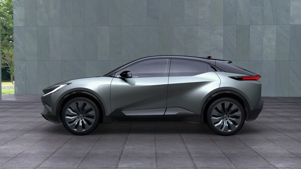 Toyota-bZ-Compact-SUV-Concept_003-1500x844.jpg