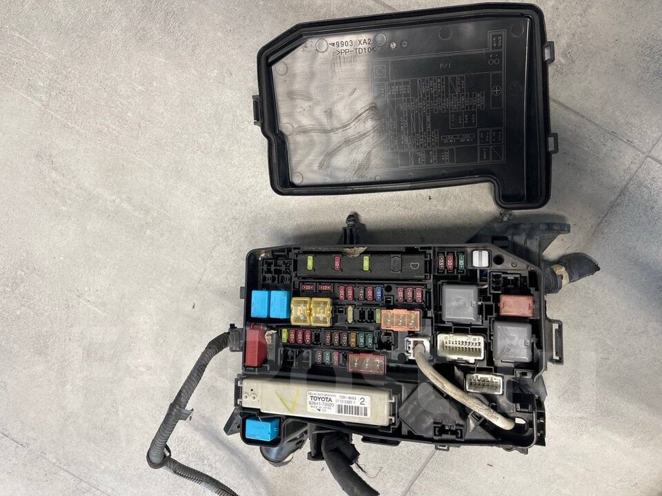 box fuse.jpg