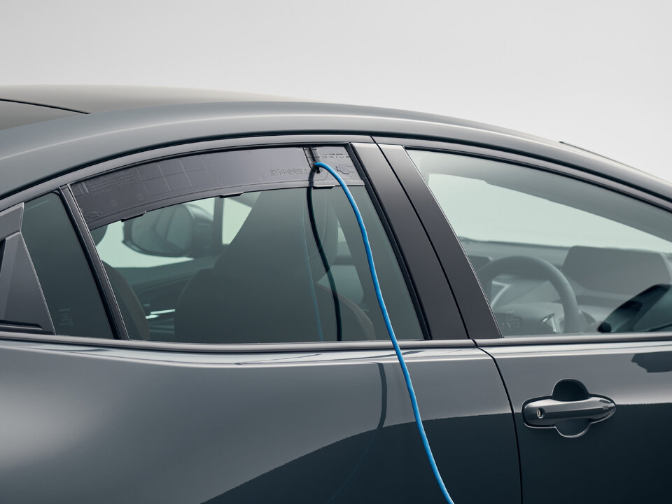 Stopper Rear Door Glass.jpg