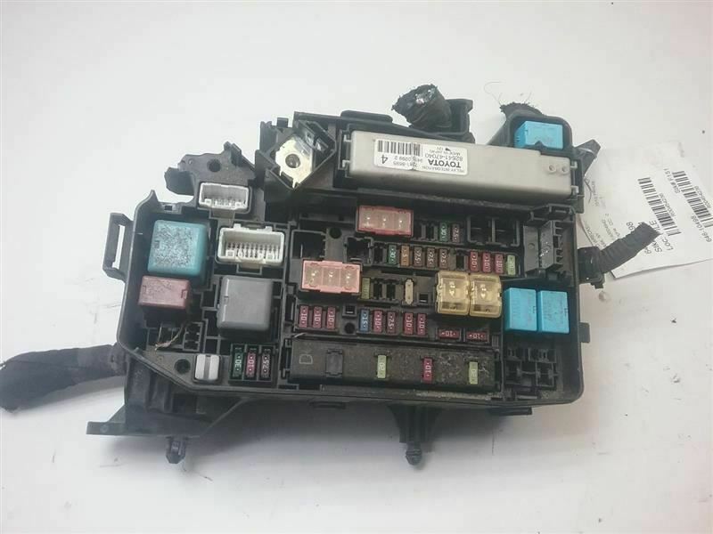 Fuse Box top view typ.jpeg