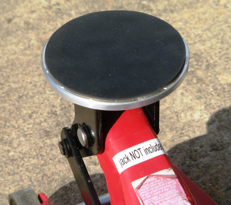 on raised jack 2.jpg