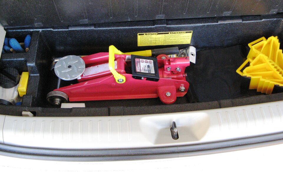 stored in Prius v (1).jpg